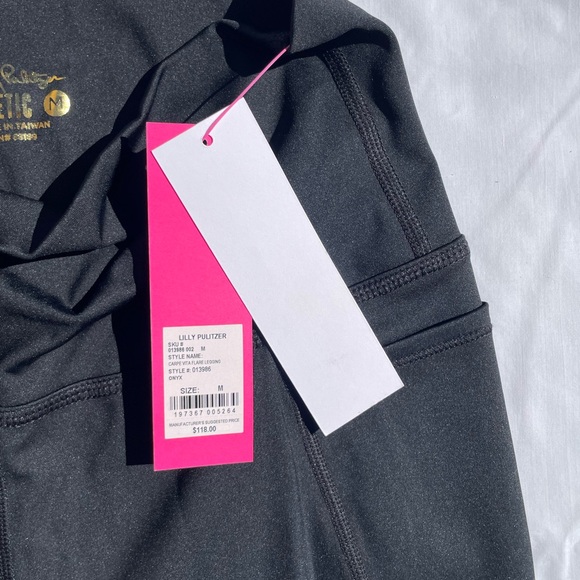 NEW WITH TAGS Lily Pulitzer Carre Vita Black Flare Leggings, Size M - Picture 2 of 8